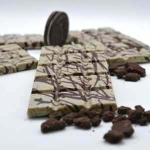 PE COOKIES & CREAM DREAMS MUSHROOM CHOCOLATE BAR